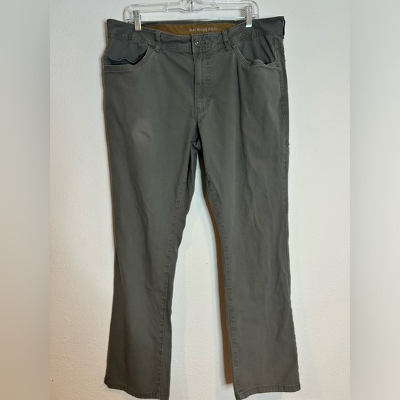 G.H. Bass & Co. Gray Chinos Size 36 - Picture 1 of 6